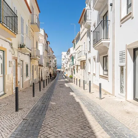 T1 Aquamar Ii Apartment